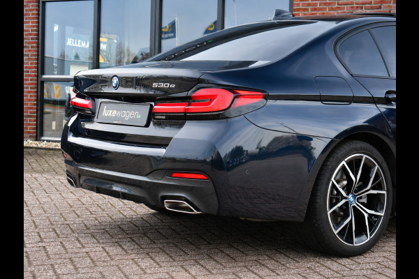 BMW 5 Serie 530e M-Sport Pano Trekh ACC HUD 360 19inch Laser El-Klep