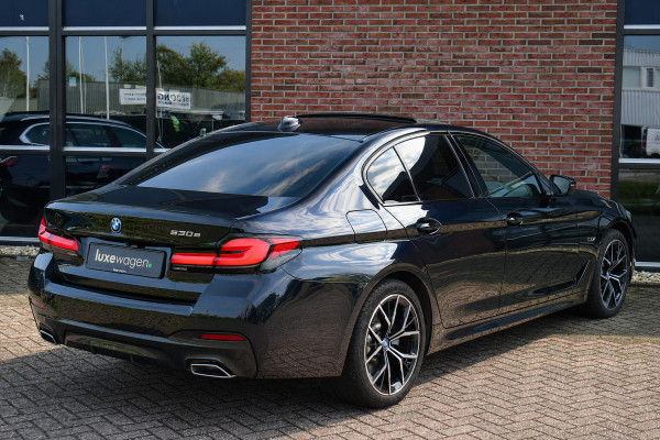 BMW 5 Serie 530e M-Sport Pano Trekh ACC HUD 360 19inch Laser El-Klep