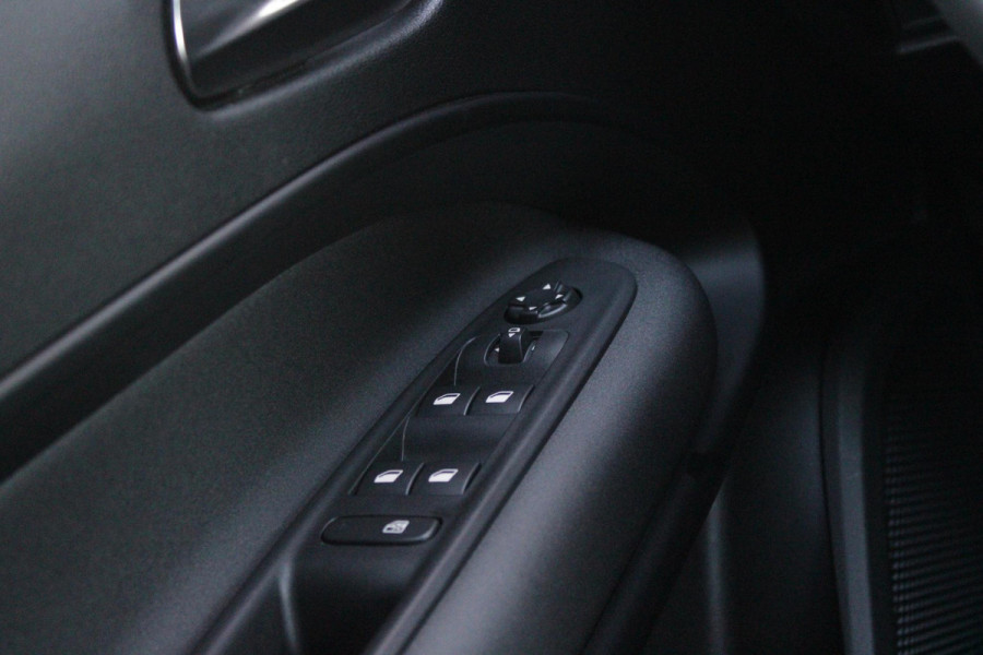 Alfa Romeo junior 1.2 Turbo 145PK Hybrid IBRIDA SPECIALE | TECHNO PACK: LEX MATRIX KOPLAMPEN/AUTOMATISCH DIMMENDE BINNENSPIEGEL/DRAADLOZE TELEFOONLADER/DODEHOEK DETECTIE/ELEKTRISCH BEDIENBARE ACHTERKLEP/KEYLESS ENTRY EN START/ADAPTIVE CRUISE CONTROL/ACHTERUITRIJ CAMERA | VOORRUIT VERWARMING | ELEKTRISCH BEDIENBARE BESTUURDERSSTOEL MET MASSAGE FUNCTIE | PARKEERSENSOREN VOOR + ACHTER | STOEL VERWARMING | CLIMATE CONTROL | DRAADLOZE APPLE CARPLAY/ANDROID AUTO | NAVIGATIE | 18" LICHTMETALEN VELGEN |