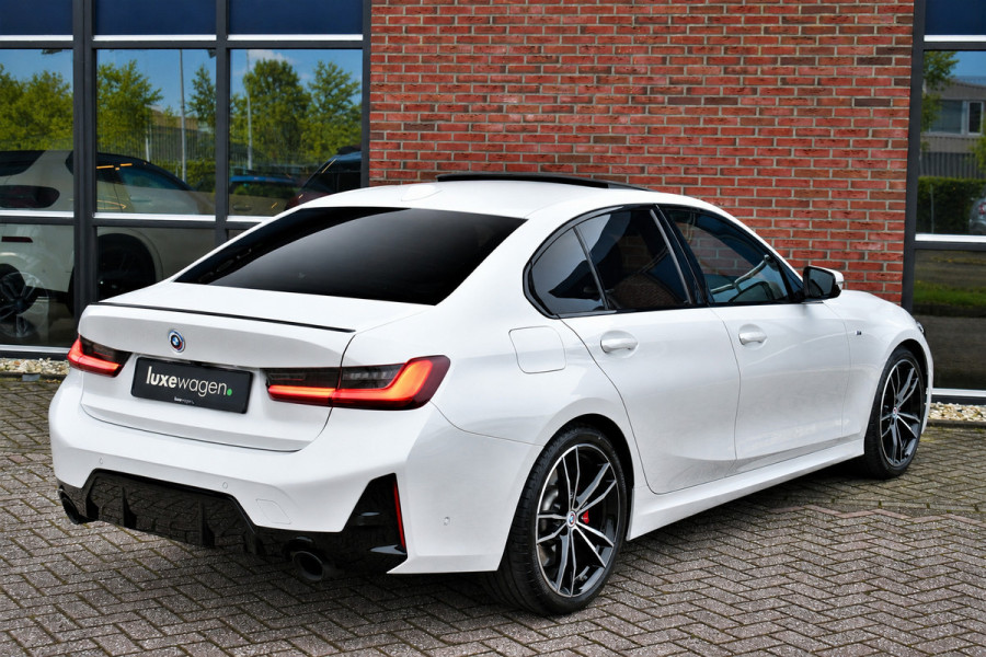 BMW 3 Serie 330D M-Sport Pro Pano H/K HUD El-zetels Parelmoer-wit!
