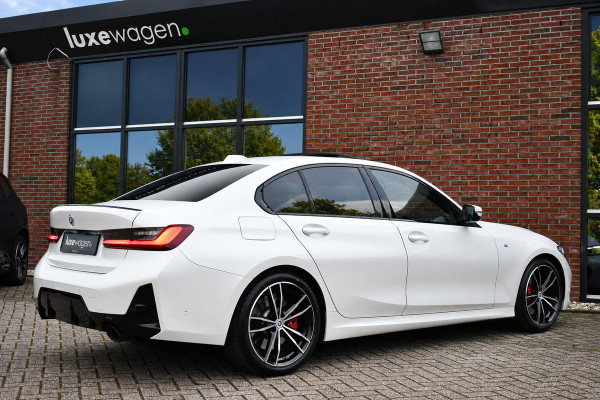 BMW 3 Serie 330D M-Sport Pro Pano H/K HUD El-zetels Parelmoer-wit!