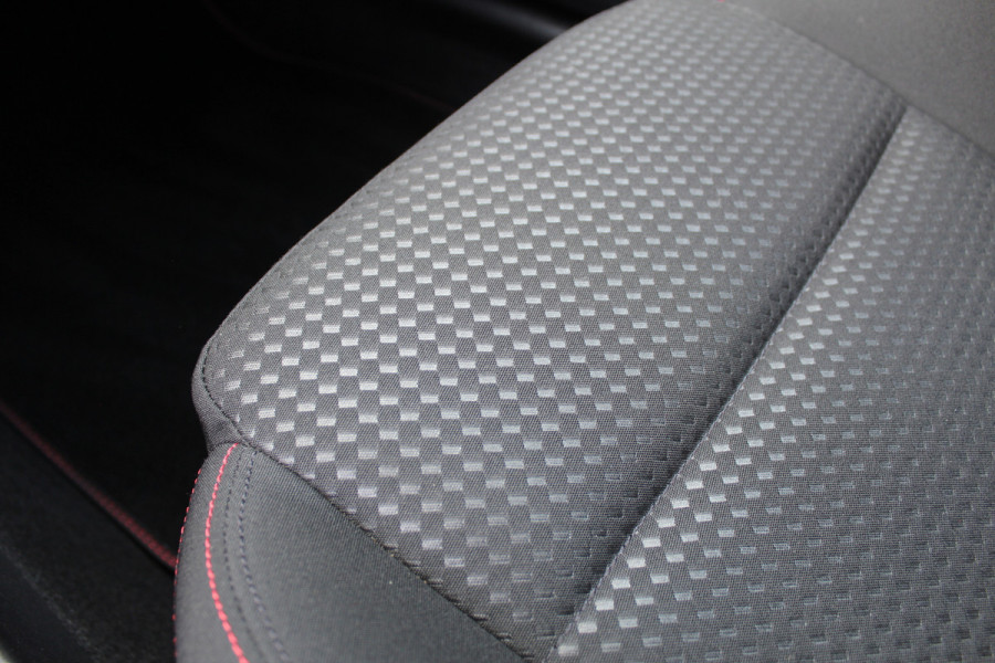Ford FOCUS Wagon 1.0 EcoBoost 155PK Hybrid ST Line X | Adaptieve cruise | BLIS | Head-up | Trekhaak | Winterpack