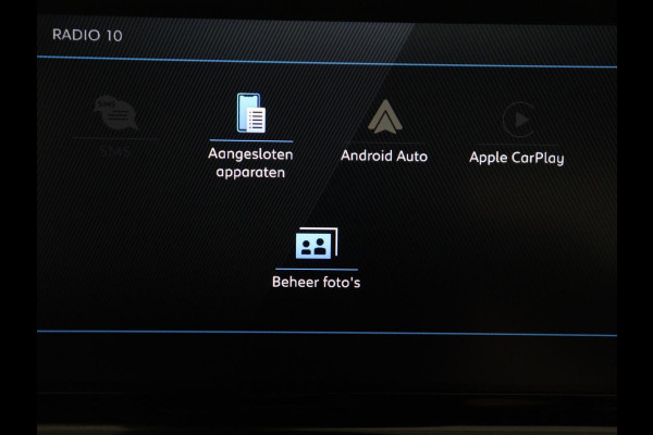 Peugeot 2008 1.2 Hybrid 136 Active | Carplay | Cruise Control | Climate control | Parkeerhulp | DAB | Bluetooth