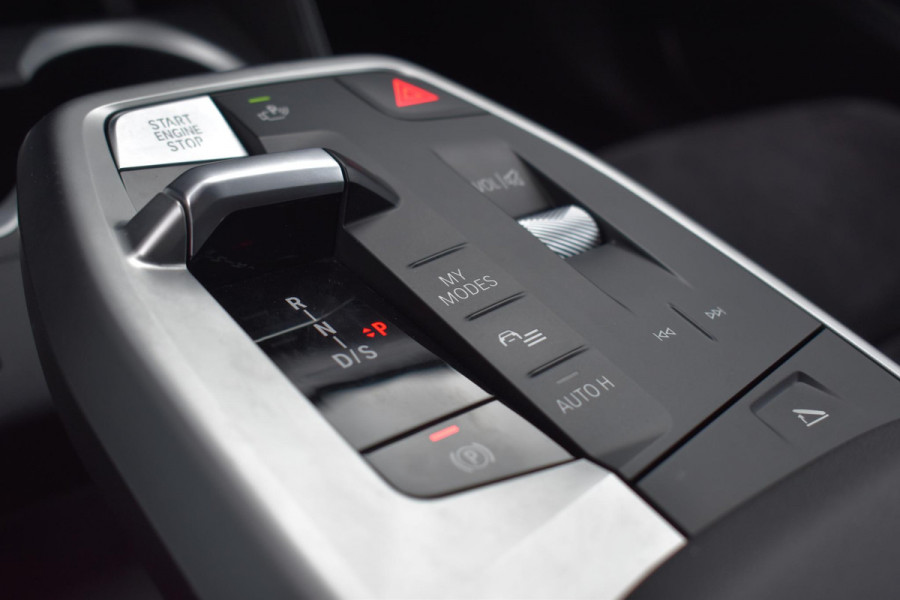 BMW X2 sDrive20i Launch Edition M-Pakket Pano Harman/Kardon Camera