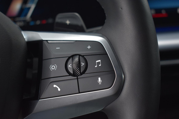 BMW X2 sDrive20i Launch Edition M-Pakket Pano Harman/Kardon Camera