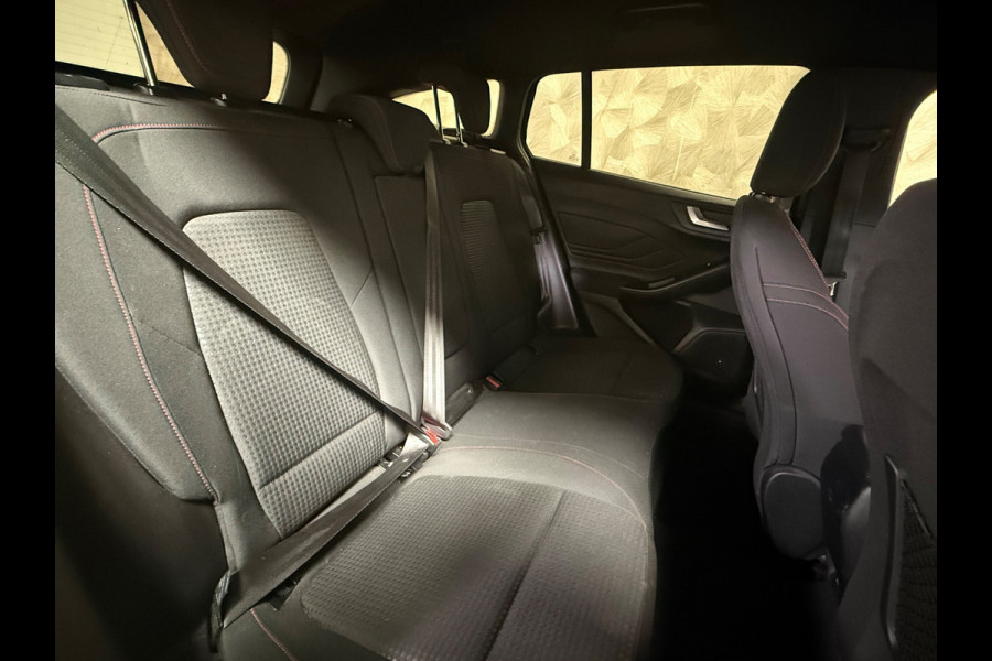 Ford FOCUS Wagon 1.5 EcoBoost ST Line Business | HUD | Stoelverwarming | Camera | B&O | Led