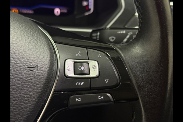 Volkswagen Tiguan 1.5 TSI line Business |Trekhaak|Dynaudio | ACC | Lane Assist | IQ Lights
