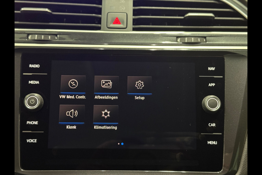 Volkswagen Tiguan 1.5 TSI line Business |Trekhaak|Dynaudio | ACC | Lane Assist | IQ Lights