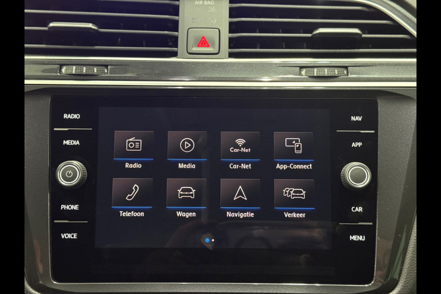 Volkswagen Tiguan 1.5 TSI line Business |Trekhaak|Dynaudio | ACC | Lane Assist | IQ Lights