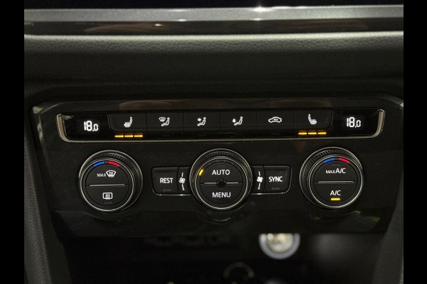 Volkswagen Tiguan 1.5 TSI line Business |Trekhaak|Dynaudio | ACC | Lane Assist | IQ Lights