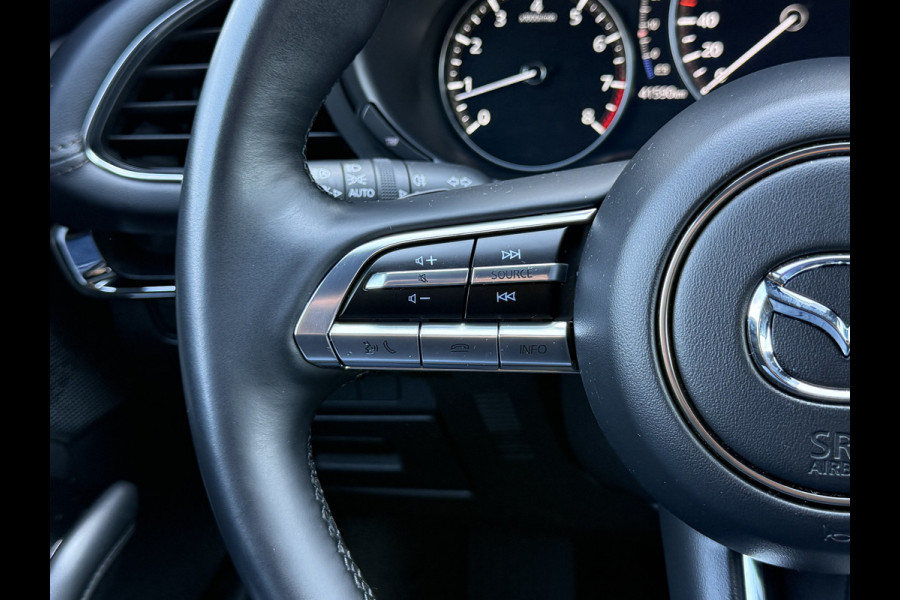 Mazda 3 2.0 e-SkyActiv-X M Hybrid 186 Luxury | CarPlay | ACC | BOSE | HUD | 18 inch