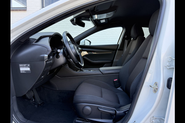 Mazda 3 2.0 e-SkyActiv-X M Hybrid 186 Luxury | CarPlay | ACC | BOSE | HUD | 18 inch