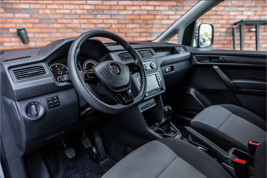 Volkswagen Caddy 2.0 TDI 185 PK | Marge | BTW & BPM Vrij | CarPlay | Cruise control | Spoilerkit | Schroefset | Elek ramen | Nieuwe APK | Orig. NL Auto | NAP Logisch