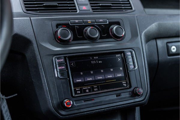 Volkswagen Caddy 2.0 TDI 185 PK | Marge | BTW & BPM Vrij | CarPlay | Cruise control | Spoilerkit | Schroefset | Elek ramen | Nieuwe APK | Orig. NL Auto | NAP Logisch
