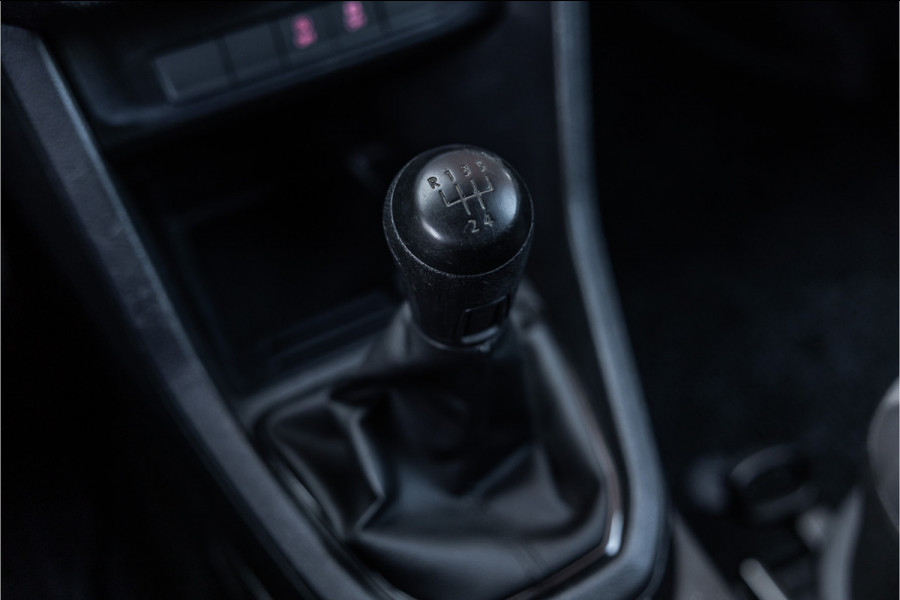 Volkswagen Caddy 2.0 TDI 185 PK | Marge | BTW & BPM Vrij | CarPlay | Cruise control | Spoilerkit | Schroefset | Elek ramen | Nieuwe APK | Orig. NL Auto | NAP Logisch