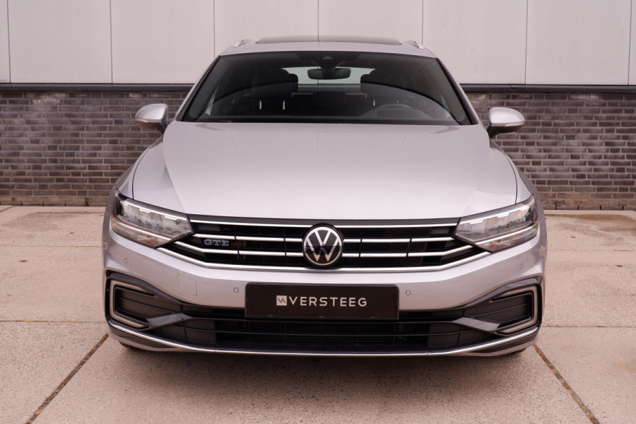 Volkswagen Passat Variant 1.4 TSI PHEV GTE Business | Pano | Elek. Trekhaak | Head-Up | Carplay | LED | Camera | Navi | Alcantara