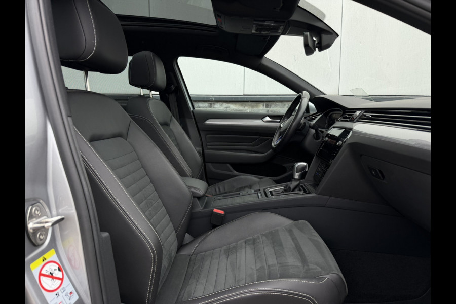 Volkswagen Passat Variant 1.4 TSI PHEV GTE Business | Pano | Elek. Trekhaak | Head-Up | Carplay | LED | Camera | Navi | Alcantara