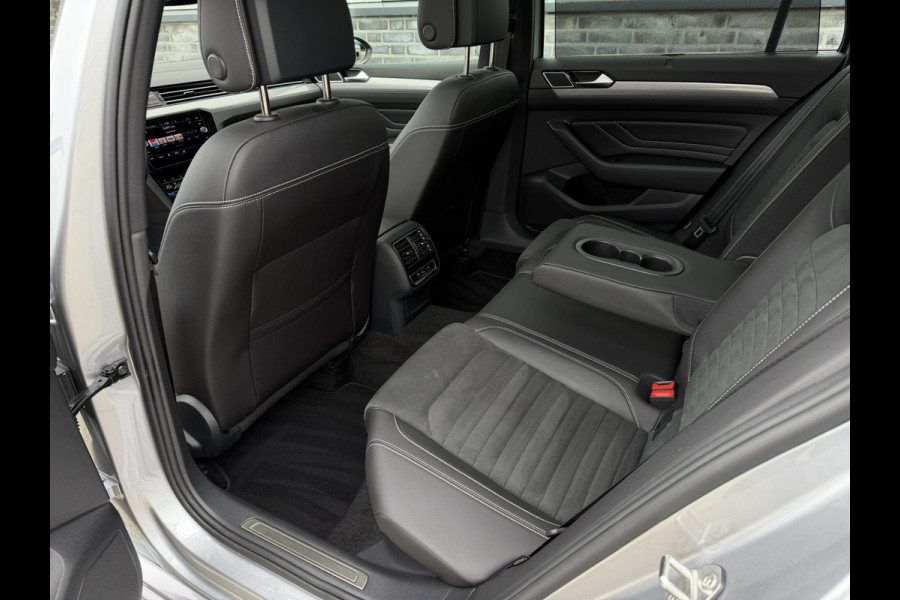 Volkswagen Passat Variant 1.4 TSI PHEV GTE Business | Pano | Elek. Trekhaak | Head-Up | Carplay | LED | Camera | Navi | Alcantara