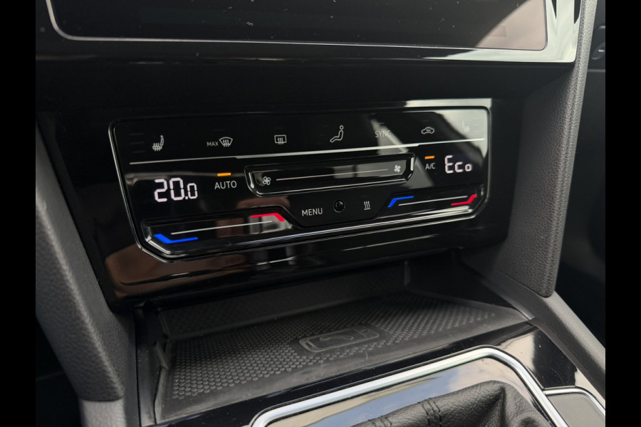 Volkswagen Passat Variant 1.4 TSI PHEV GTE Business | Pano | Elek. Trekhaak | Head-Up | Carplay | LED | Camera | Navi | Alcantara
