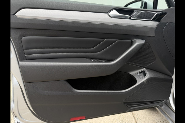 Volkswagen Passat Variant 1.4 TSI PHEV GTE Business | Pano | Elek. Trekhaak | Head-Up | Carplay | LED | Camera | Navi | Alcantara