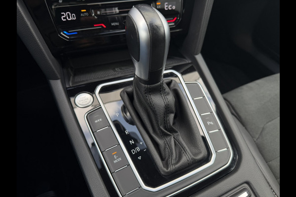 Volkswagen Passat Variant 1.4 TSI PHEV GTE Business | Pano | Elek. Trekhaak | Head-Up | Carplay | LED | Camera | Navi | Alcantara