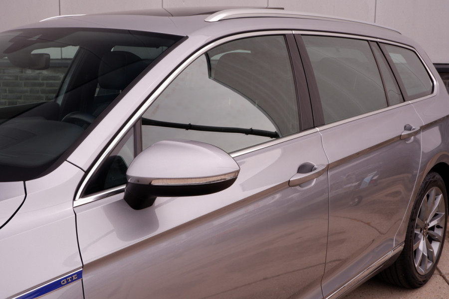 Volkswagen Passat Variant 1.4 TSI PHEV GTE Business | Pano | Elek. Trekhaak | Head-Up | Carplay | LED | Camera | Navi | Alcantara