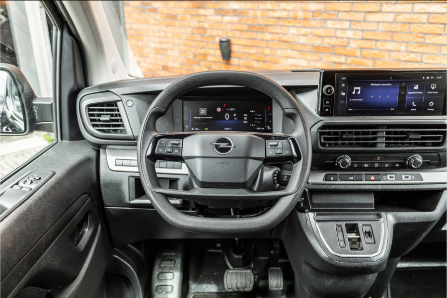 Opel Vivaro 2.0 BlueHdi L3 DC | Dubbel cabine | 6-Zitter | Automaat | Navigatie | Camera | Trekhaak | PDC | Nieuwe APK | Treeplanken | Spoilerkit