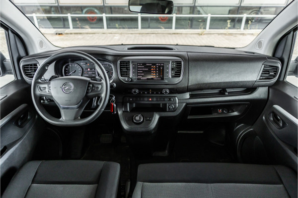 Opel Vivaro 2.0 BlueHDi L3 DC | Dubbel cabine | 6-Zitter | Navigatie | Camera | CarPlay | Dodehoek detector | Imperiaal | Trekhaak | F1 Flippers | Airco | Dealer onderhouden | Nieuwe APK