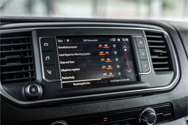 Opel Vivaro 2.0 BlueHDi L3 DC | Dubbel cabine | 6-Zitter | Navigatie | Camera | CarPlay | Dodehoek detector | Imperiaal | Trekhaak | F1 Flippers | Airco | Dealer onderhouden | Nieuwe APK