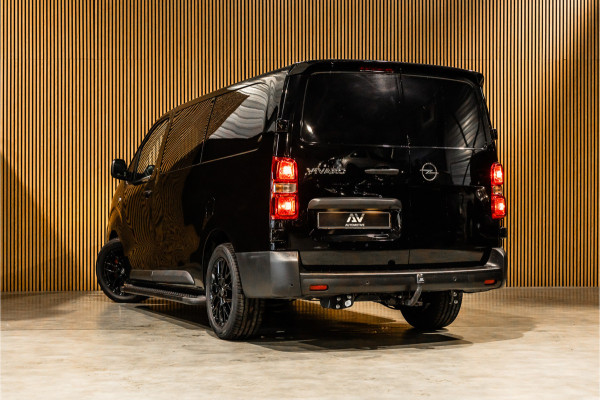 Opel Vivaro 2.0 BlueHdi L3 DC | Dubbel cabine | 6-Zitter | Automaat | Navigatie | Camera | Trekhaak | PDC | Nieuwe APK | Treeplanken | Spoilerkit