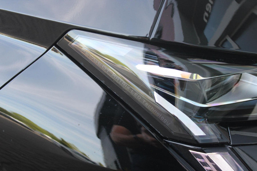 Peugeot 308 SW 1.6 Plug-in Hybrid 225 GT | PANORAMA SCHUIF/KANTEL DAK | 18" LICHTMETALEN VELGEN | ACHTERUITRIJ CAMERA | PARKEERSENSOREN VOOR + ACHTER | LED MATRIX KOPLAMPEN | NAVIGATIE | ELEKTRISCH BEDIENBARE BESTUURDERSSTOEL MET MASSAGE FUNCTIE | STOEL VERWAMING | DRAADLOZE APPLE CARPLAY/ANDROID AUTO | DODEHOEK DETECTIE | KEYLESS ENTRY/START | ADAPTIVE CRUISE CONTROL | NAVIGATIE |