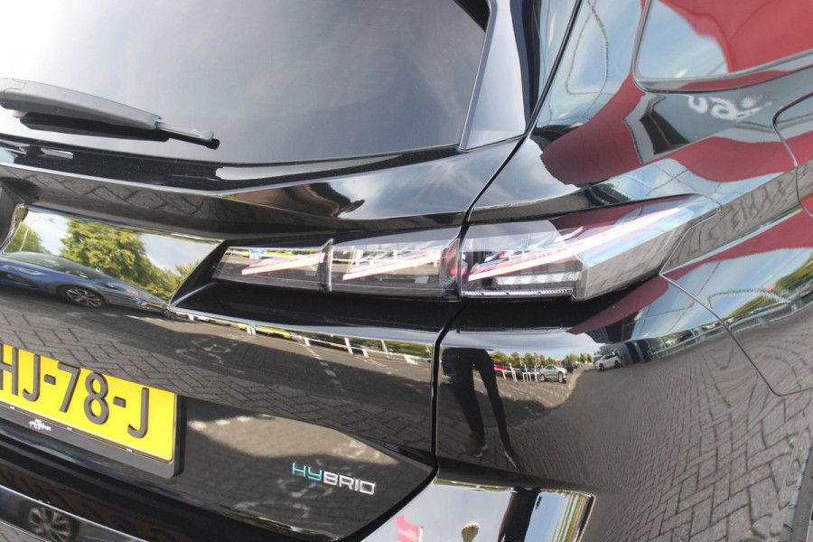 Peugeot 308 SW 1.6 Plug-in Hybrid 225 GT | PANORAMA SCHUIF/KANTEL DAK | 18" LICHTMETALEN VELGEN | ACHTERUITRIJ CAMERA | PARKEERSENSOREN VOOR + ACHTER | LED MATRIX KOPLAMPEN | NAVIGATIE | ELEKTRISCH BEDIENBARE BESTUURDERSSTOEL MET MASSAGE FUNCTIE | STOEL VERWAMING | DRAADLOZE APPLE CARPLAY/ANDROID AUTO | DODEHOEK DETECTIE | KEYLESS ENTRY/START | ADAPTIVE CRUISE CONTROL | NAVIGATIE |