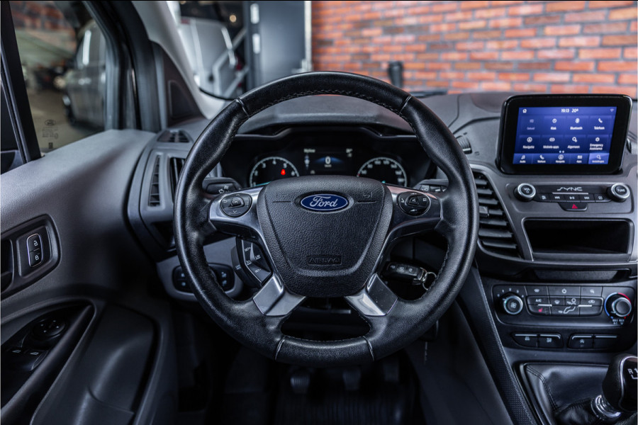 Ford Transit Connect 1.0 Ecoboost L2 | 3-Zitter | Sortimo inrichting | Navigatie | Camera | CarPlay | Stoelverwarming | Airco | MF Stuur | Dealer onderhouden | Nieuwe APK