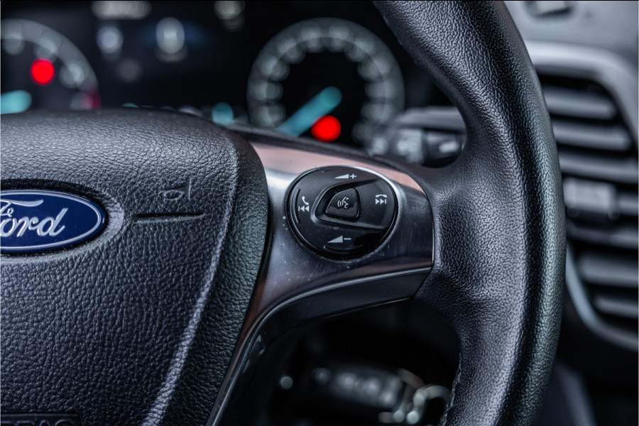 Ford Transit Connect 1.0 Ecoboost L2 | 3-Zitter | Sortimo inrichting | Navigatie | Camera | CarPlay | Stoelverwarming | Airco | MF Stuur | Dealer onderhouden | Nieuwe APK