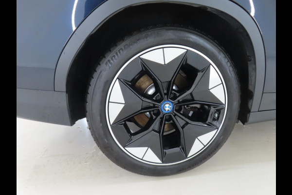 BMW iX3 High Executive 80 kWh 36.400 KM |Origineel NL met NAP | SOH 97,4% | Volledig Lederen Interieur | Panorama Dak | Trekhaak | WORDT VERWACHT