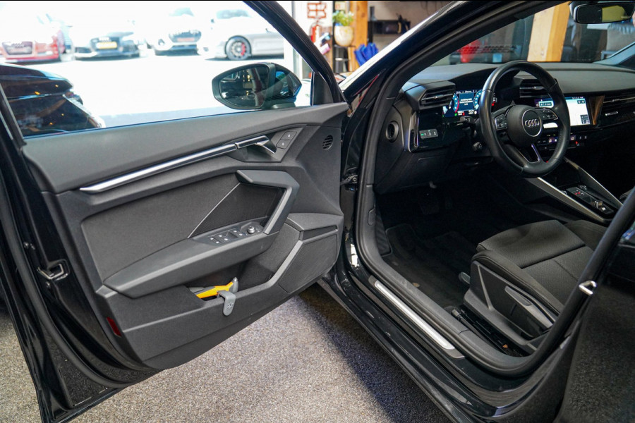 Audi A3 Sportback 30 TFSI Advanced edition | Lane assist | Carplay | Digitaal Dashboard | Origineel NL