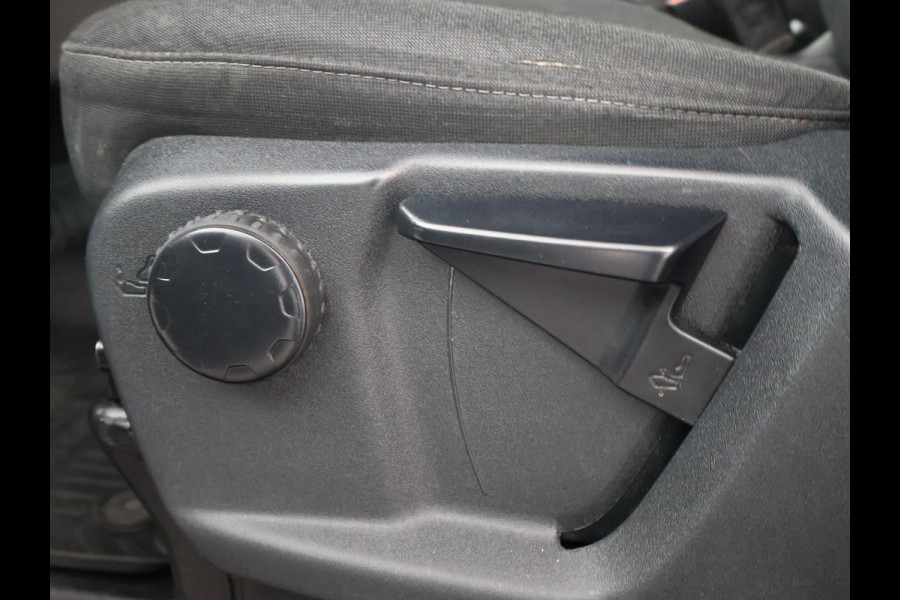 Ford Transit Custom 280 2.0 TDCI 125 PK 3-ZIT EURO6 LIMITED + TREKHAAK | STOELVERW. | CRUISE CONTROL | AIRCO