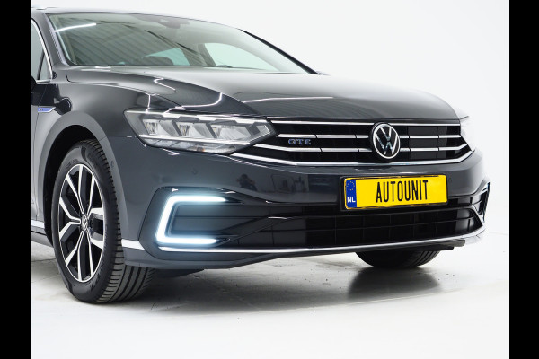 Volkswagen Passat Variant 1.4 TSI PHEV GTE | Panoramadak | Leder | Trekhaak | Massage | Adaptive Cruise | Camera | Dodehoek