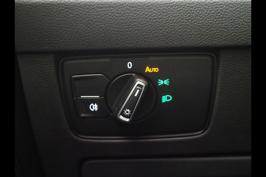 Volkswagen Passat Variant 1.4 TSI PHEV GTE | Panoramadak | Leder | Trekhaak | Massage | Adaptive Cruise | Camera | Dodehoek