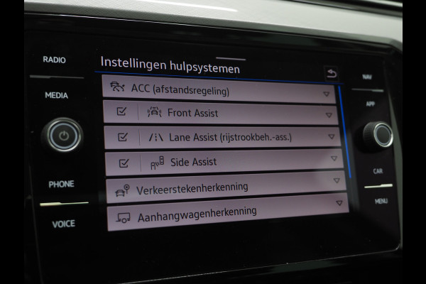 Volkswagen Passat Variant 1.4 TSI PHEV GTE | Panoramadak | Leder | Trekhaak | Massage | Adaptive Cruise | Camera | Dodehoek