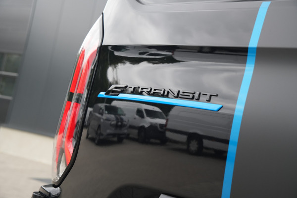 Ford E-Transit Custom 340 L2H1 Sport 71 kWh 218pk - 2x Schuif - ACC - B&O - Navi - Stoel/Stuurverwarming - 360 Camera - Blindspot - Rijklaar