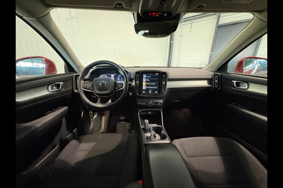 Volvo XC40 T4 Aut. Plug-in Hybrid Business Parkeercamera Panoramadak 211pk