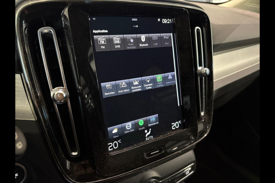 Volvo XC40 T4 Aut. Plug-in Hybrid Business Parkeercamera Panoramadak 211pk