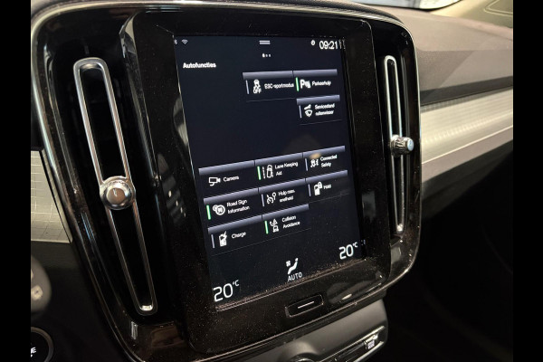 Volvo XC40 T4 Aut. Plug-in Hybrid Business Parkeercamera Panoramadak 211pk