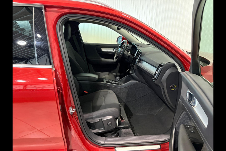 Volvo XC40 T4 Aut. Plug-in Hybrid Business Parkeercamera Panoramadak 211pk