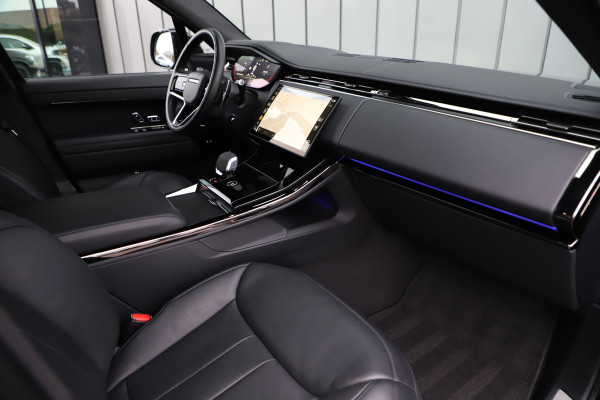 Land Rover Range Rover Sport 3.0 P550e Autobiography | 550PK | Luchtvering | Achterasbesturing | Head-up | Keyless-go | Sfeerverlichting | Meridian 3D | NL-A