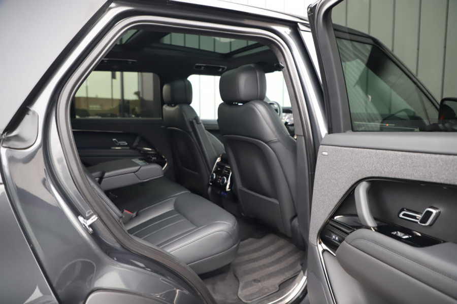 Land Rover Range Rover Sport 3.0 P550e Autobiography | 550PK | Luchtvering | Achterasbesturing | Head-up | Keyless-go | Sfeerverlichting | Meridian 3D | NL-A