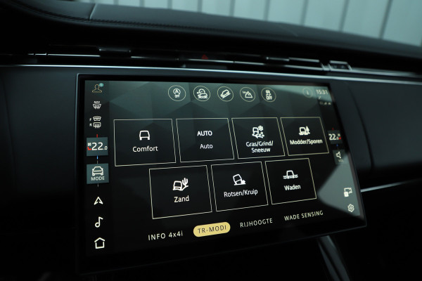 Land Rover Range Rover Sport 3.0 P550e Autobiography | 550PK | Luchtvering | Achterasbesturing | Head-up | Keyless-go | Sfeerverlichting | Meridian 3D | NL-A