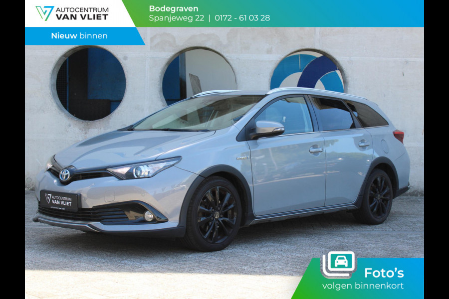 Toyota Auris Touring Sports 1.8 Hybrid Dynamic | STOELVERWARMING | NAVIGATIE | CRUISE CONTROL |