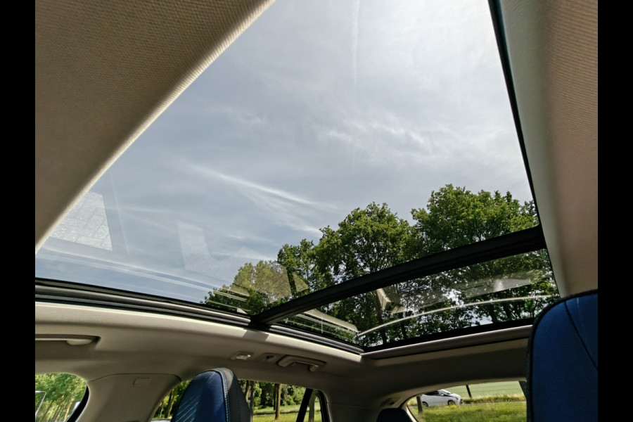 Lynk & Co 01 1.5 PHEV / Trekhaak / Adapt. Cruise / Pano / Camera Achter /